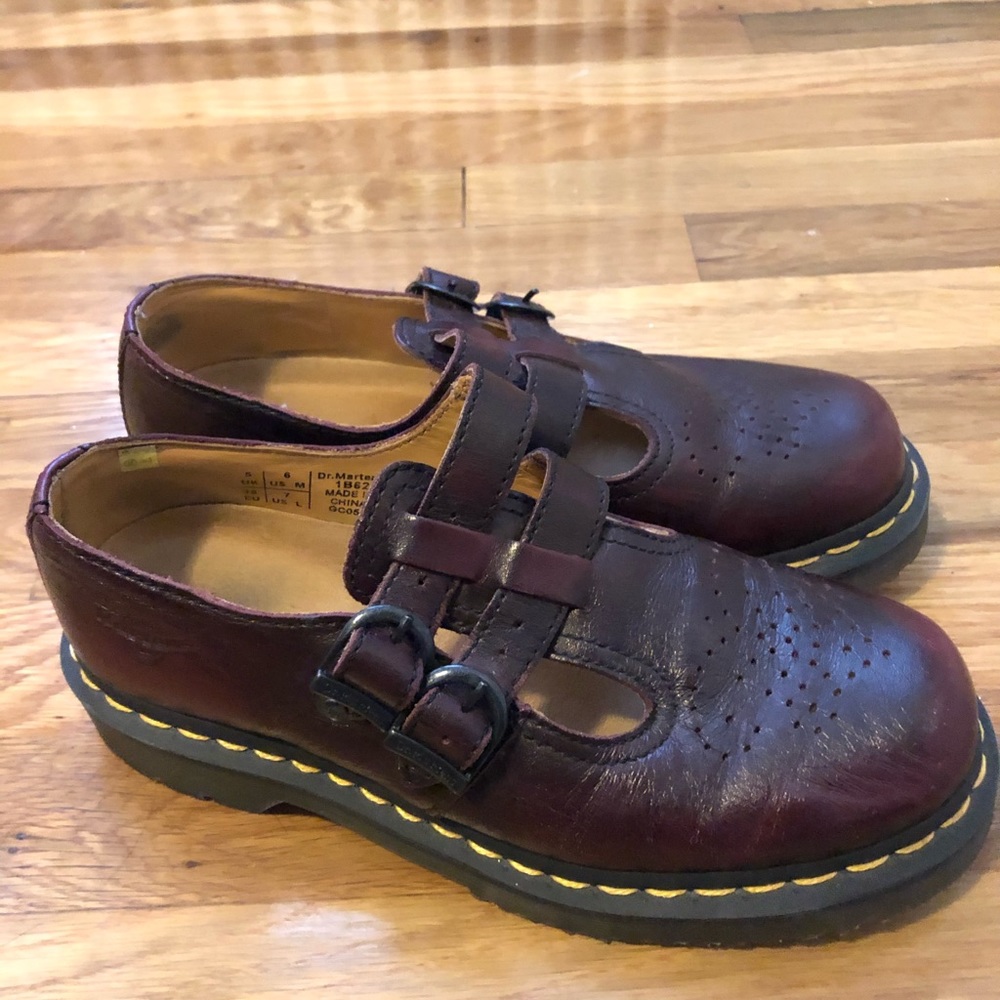 Dr. Martens Mary Jane (red)